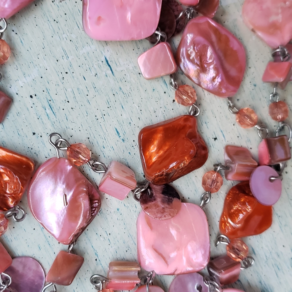 Shell necklaces - Picture 9 of 11
